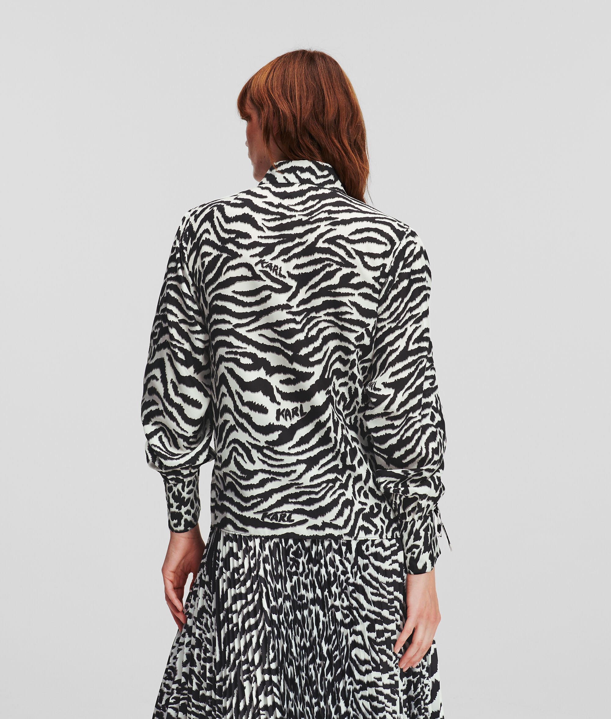 (image for) Dynamic ANIMAL-PRINT SILK SHIRT